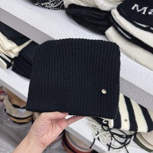 Scarves & Gloves | Mens Essential Rib-Knit Flag Embroidery Scarf Accessories Mens